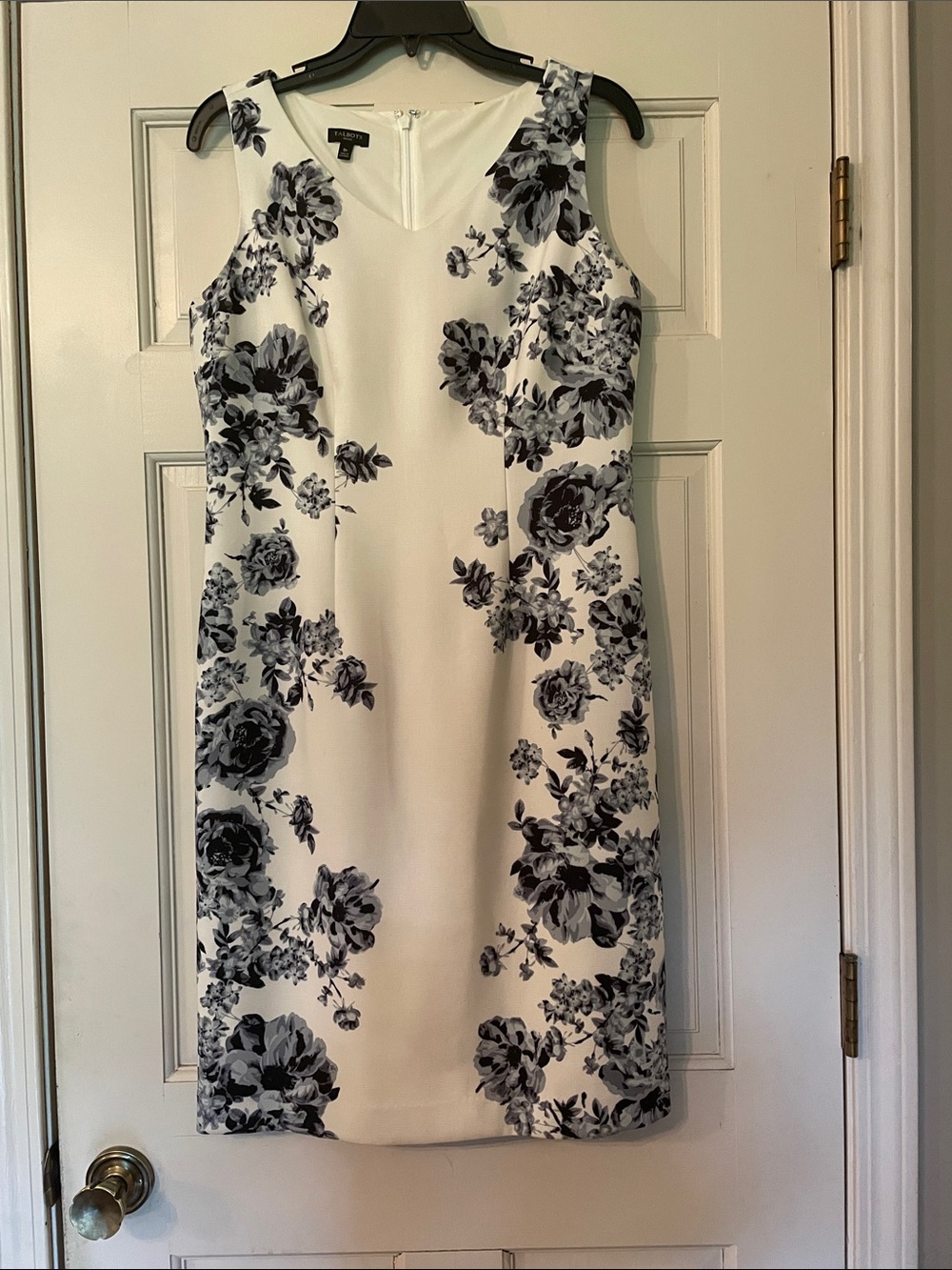 Talbots Sleeveless White/Cream Sheath Dress with Black Floral Print—Size 8P
